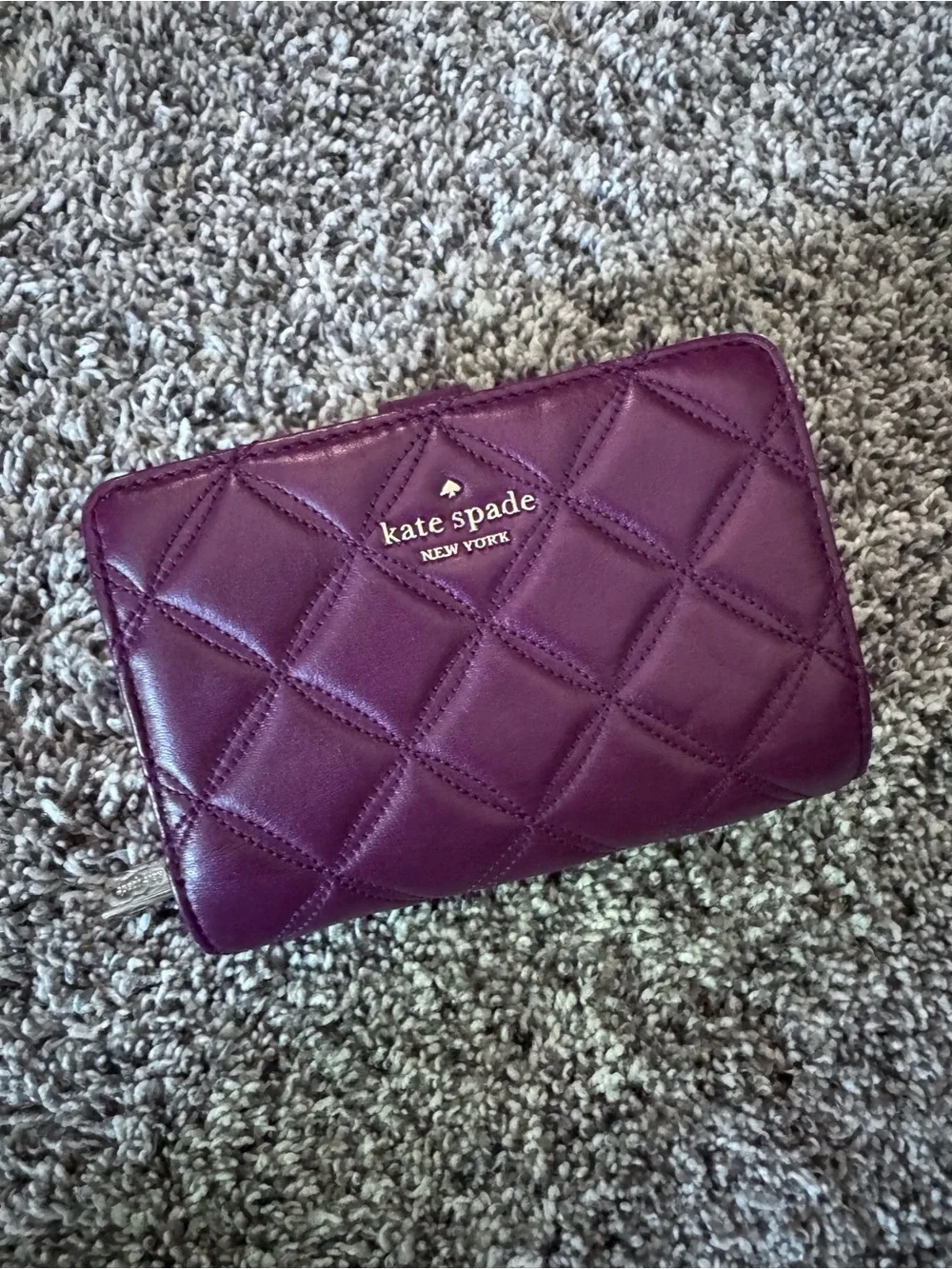 EUC kate spade Quilted Leather Zip Wallet - Plum